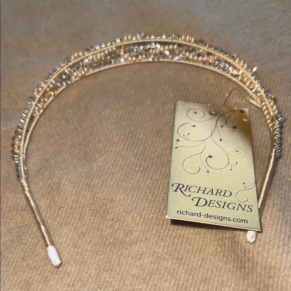 Elegant Pearl and Crystal Headband